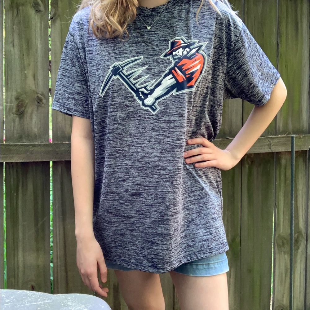 UTEP Miners T shirt